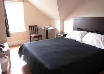 Bk Guest house hotel thumbnail 7