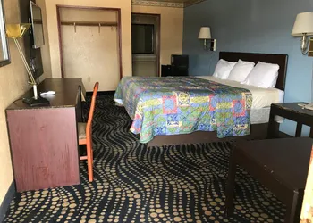 Delux inn hotel thumbnail 4