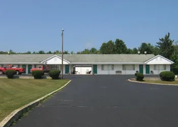 Chapel Hill Motel hotel thumbnail 5