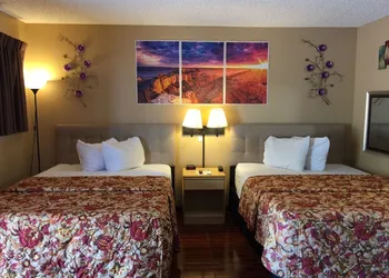 La Siesta Motel & RV Resort hotel thumbnail 6