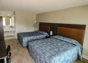 Gators Inn hotel thumbnail 3