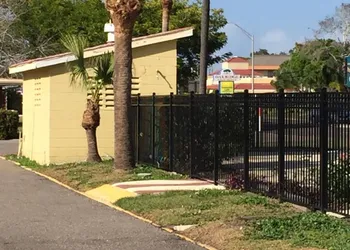 Flamingo Inn hotel thumbnail 2
