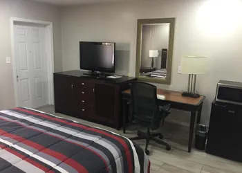 Flamingo Inn hotel thumbnail 8