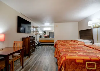 Canaan Motel hotel thumbnail 5
