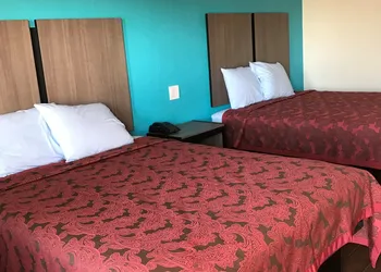 Moonlight Inn hotel thumbnail 3