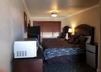 City Center Motel hotel thumbnail 5