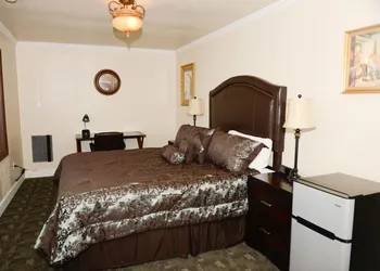 City Center Motel hotel thumbnail 6