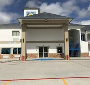 Deluxe Inn & Suites Baytown hotel detail image 3