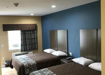 Deluxe Inn & Suites Baytown hotel thumbnail 8