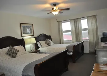 Lakewood Lodge hotel thumbnail 6