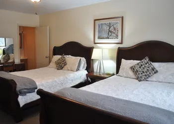 Lakewood Lodge hotel thumbnail 8