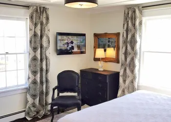 Charm hotel thumbnail 6