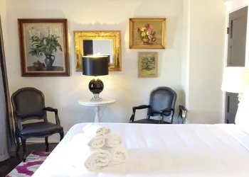 Charm hotel thumbnail 8