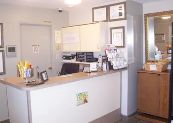 Ivanhoe Motel hotel thumbnail 3