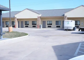 Sunbridge Inn and Suites hotel thumbnail 7