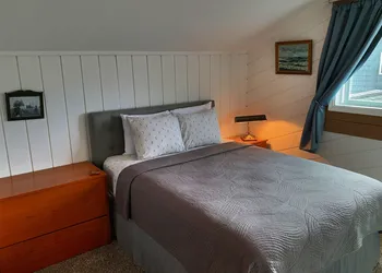 Wheeler on the Bay Lodge & Marina hotel thumbnail 8