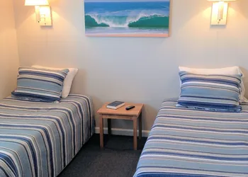 Village Marina hotel thumbnail 2