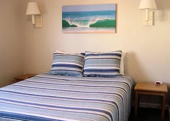 Village Marina hotel thumbnail 3