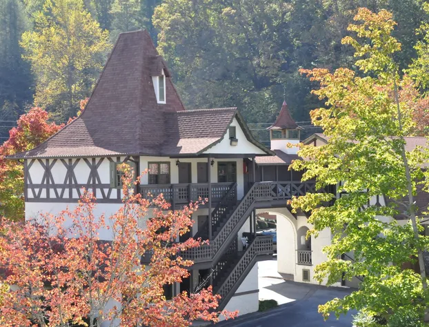 Helendorf River Inn, Suites & Conference Center hotel detail image 2