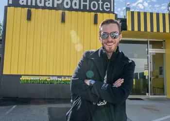 Panda Pod Hotel hotel thumbnail 2
