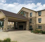 Country View Inn & Suites hotel detail image 5