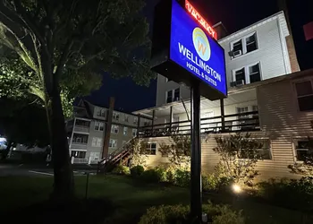 The Wellington Hotel & Suites Oceanblock hotel thumbnail 6