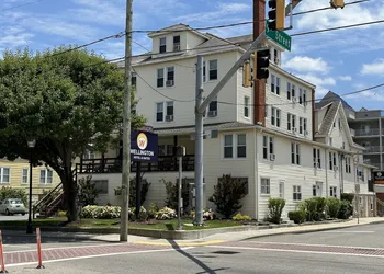 The Wellington Hotel & Suites Oceanblock hotel thumbnail 8