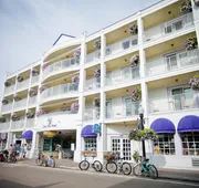Lilac Tree Suites hotel detail image 4