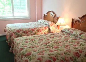 Lilac Tree Suites hotel thumbnail 7