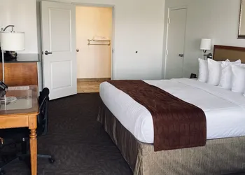 The Pines Country Inn hotel thumbnail 2
