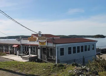 The Inn on the Wharf hotel thumbnail 8