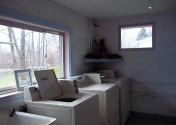 White Feather Motel hotel thumbnail 5