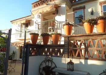 The Suites by Villa Valentina hotel thumbnail 5