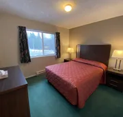 Lake Cowichan Lodge hotel detail image 3