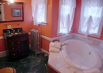 The Charles Newhall House hotel thumbnail 5