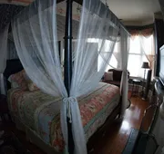 Roussell's Garden Bed & Breakfast hotel detail image 7