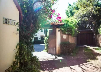 Casa Bugambilia hotel thumbnail 4