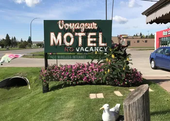 Voyageur Motel hotel thumbnail 3