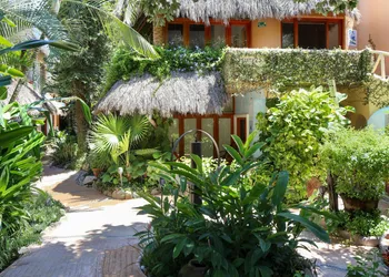 Hotel Vogue hotel thumbnail 3