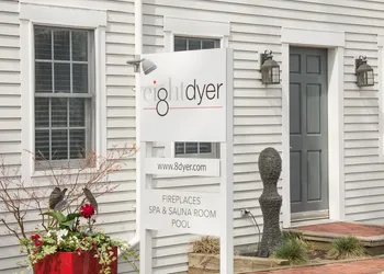 8 Dyer Hotel hotel thumbnail 3