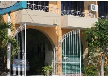 Pargo's Hotel hotel thumbnail 2