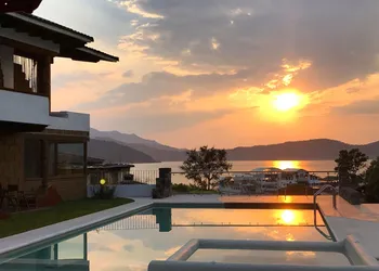 Hotel Puesta del Sol hotel thumbnail 3
