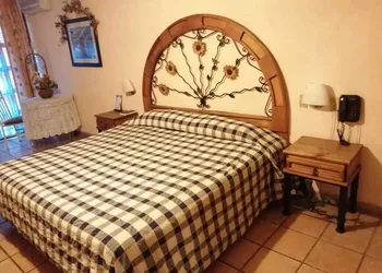 Hotel Villa Manzanares hotel thumbnail 3