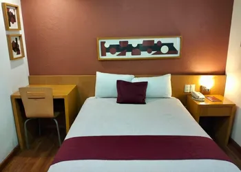 Hotel Regis hotel thumbnail 7