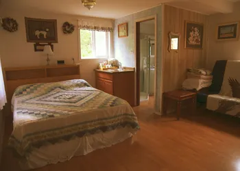 Grace and Bill's Freedom Hills hotel thumbnail 8
