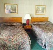 Rainbow Motel hotel detail image 4