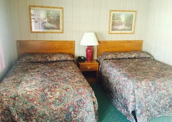 Rainbow Motel hotel thumbnail 4
