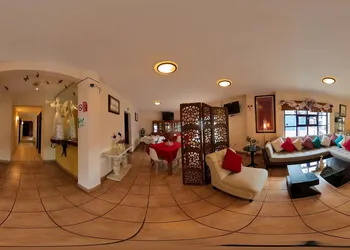 Hotel San José hotel thumbnail 2