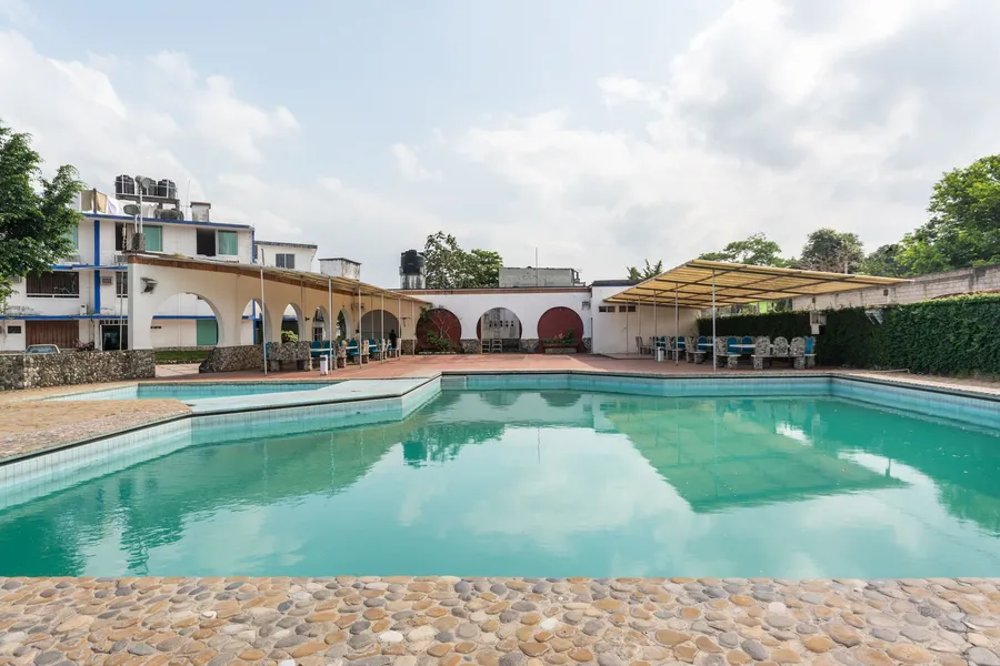 OYO Hotel Casa Blanca hotel detail image 2