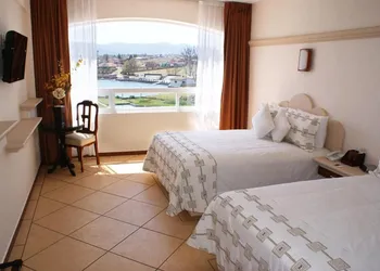 9 Manantiales hotel thumbnail 8